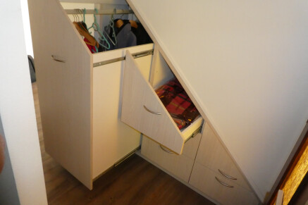 Agencement-aménagement-meuble sous escalier sur mesure à Colmar