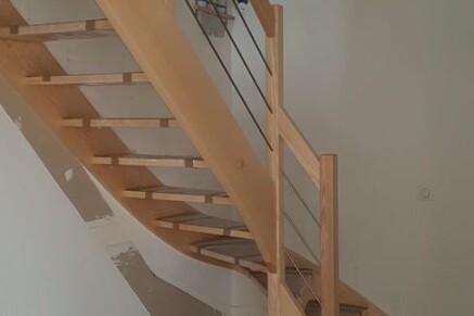 Escalier sur mesure 1/4 tournant à Gunsbach