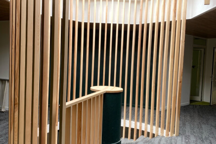 Cage d'escalier bois décorative à Colmar