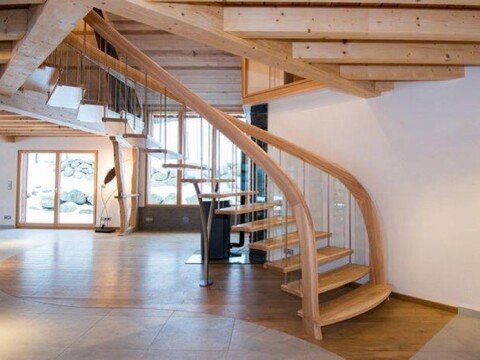 Escalier en bois style contemporains près de Colmar