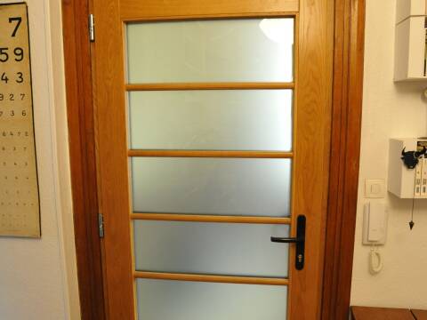 Porte d'entrée bois sur mesure à Colmar