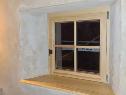 Fenêtre en bois 78 sur mesure en Alsace près de Colmar