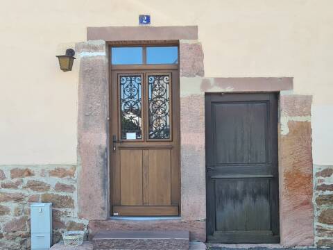 Porte d'entrée monument historique, copie d'ancien bois sur mesure en chêne à Colmar