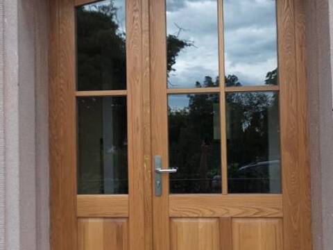 Porte d'entrée traditionnelle bois près de Colmar