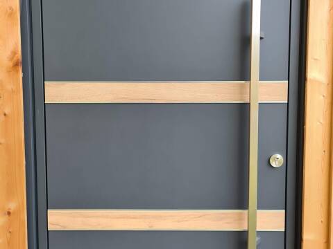 Porte d'entrée aluminium sur mesure à Herrlisheim près-Colmar